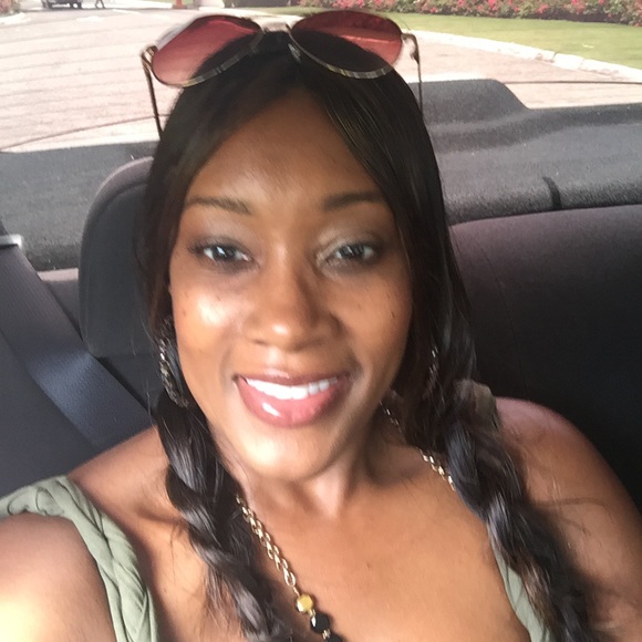 Meet your Posher, Renee - Picture 6 of 13